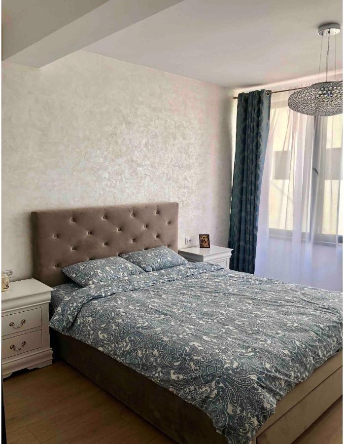 Apartment Luxury Ramnicu Valcea Exterior foto